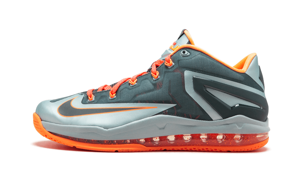 Nike Max Lebron Xi Low Lt Mgnt Gry/dr Mgnt Gry-mgnt G