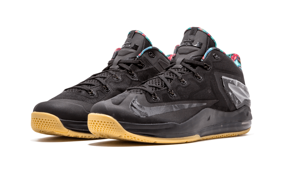 Nike Max Lebron 11 Low Blck/blck-hypr Crmsn-hypr Cblt