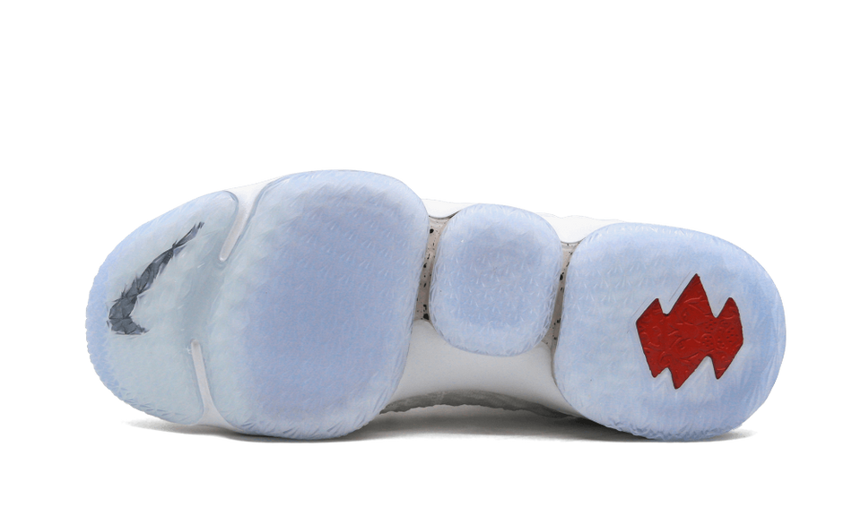 Nike Lebron 15 White/black-black